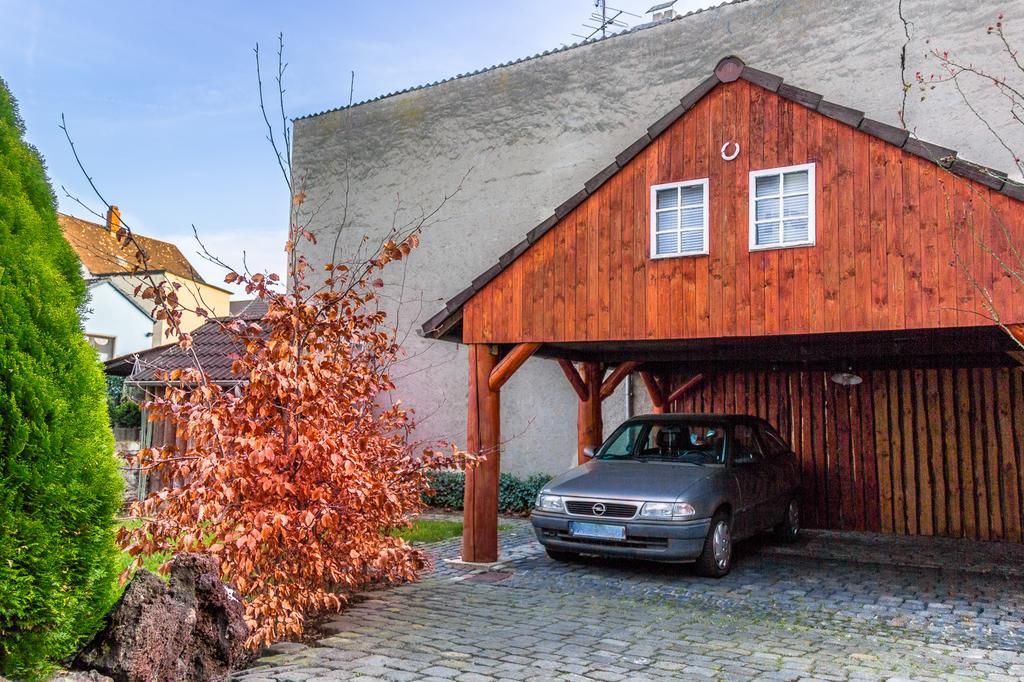 Ferienwohnung Weber-Rolinger Andernach Exterior photo