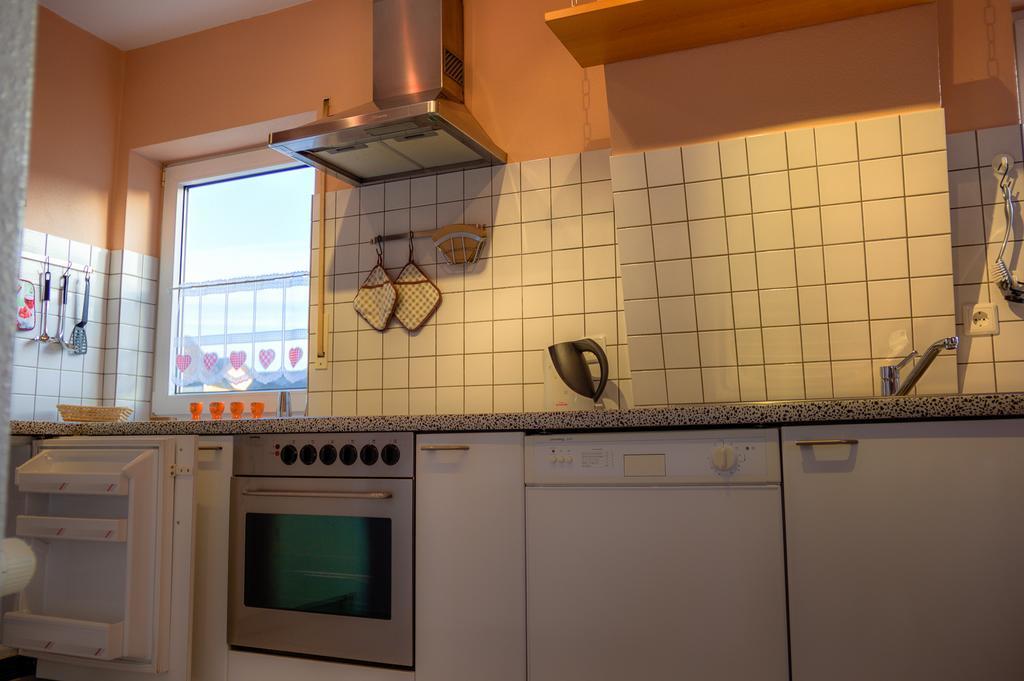 Ferienwohnung Weber-Rolinger Andernach Exterior photo